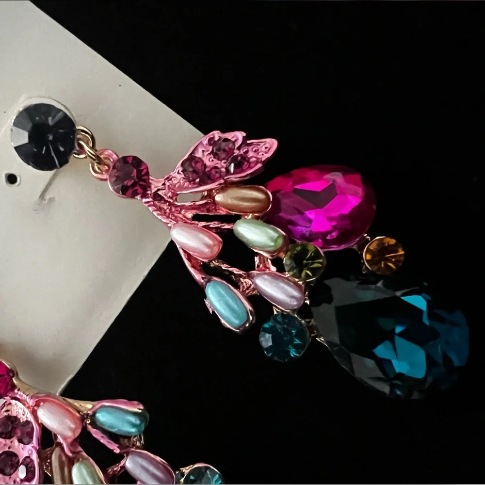 Caroline Hill Multicolor Statement Earrings - Picture 2 of 3